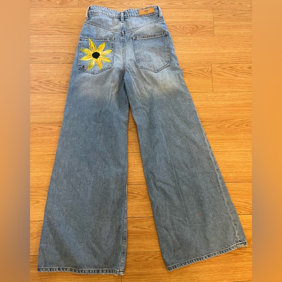 Ichi Jeans with custom hand painted design - Picture 3 of 6